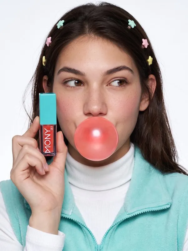 Beauty brand feed post 2