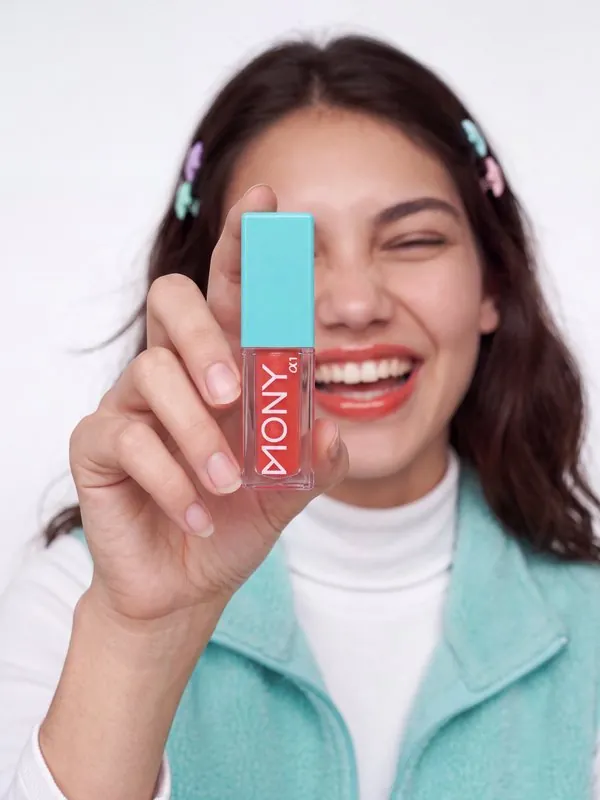 Beauty brand feed post 5